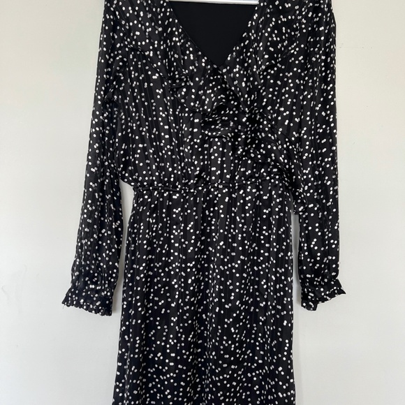 Black white polka dot dress full sleeves - Picture 2 of 5